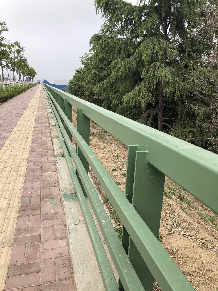 鋁材刷新新選擇：醇酸漆，煥發(fā)持久光彩